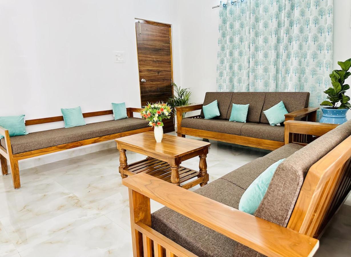 Tirupati Homestay - Shilparamam - Luxury Ac Apartments By Stayflexi - Fast Wifi, Kitchen, Android Tv - Walk To Ps4 Pure Veg Restaurant - Easy Access To Airport, Railway Station And To All Temples Esterno foto