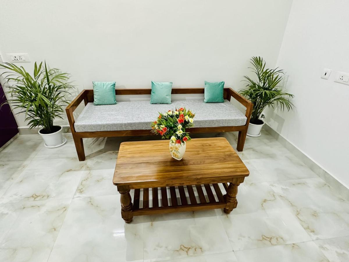 Tirupati Homestay - Shilparamam - Luxury Ac Apartments By Stayflexi - Fast Wifi, Kitchen, Android Tv - Walk To Ps4 Pure Veg Restaurant - Easy Access To Airport, Railway Station And To All Temples Esterno foto